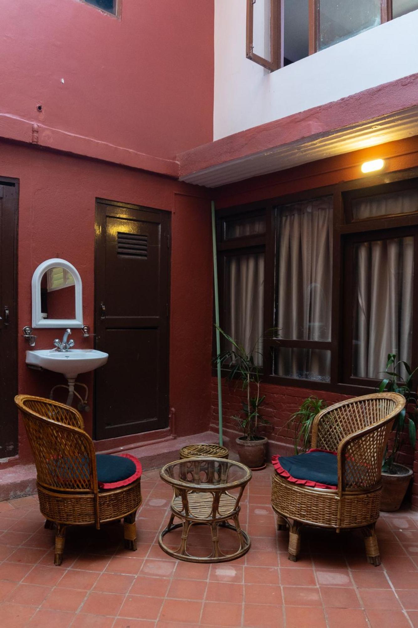 Tulaja Boutique Hotel Bhatgoan Esterno foto